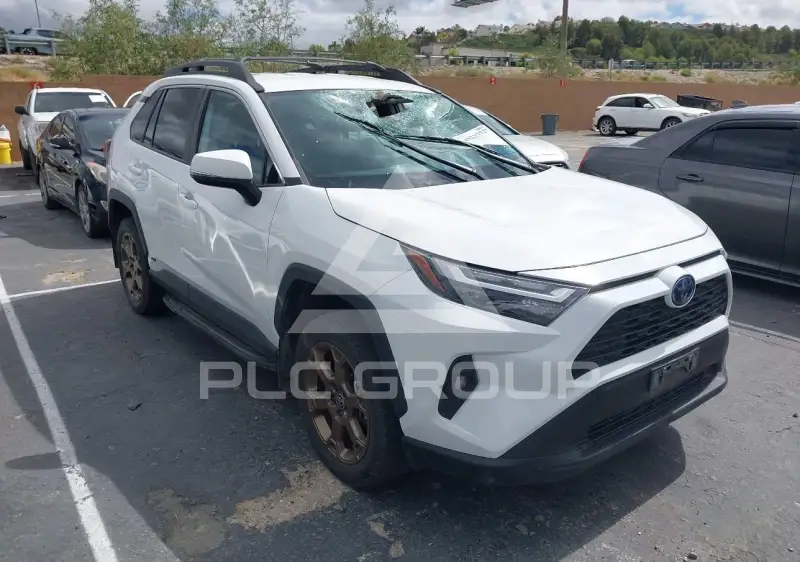 2023 Toyota RAV4 фото