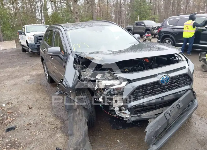 2023 Toyota RAV4 фото
