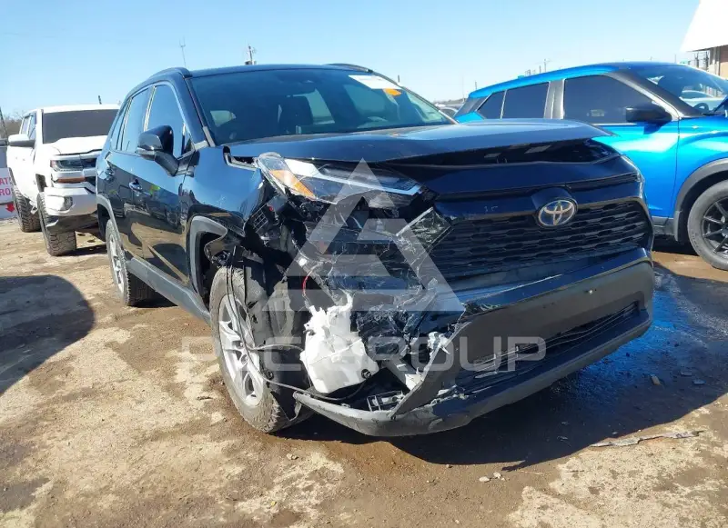 2023 Toyota RAV4 фото