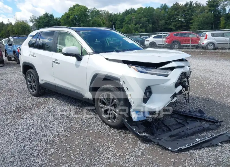 2023 Toyota RAV4 фото