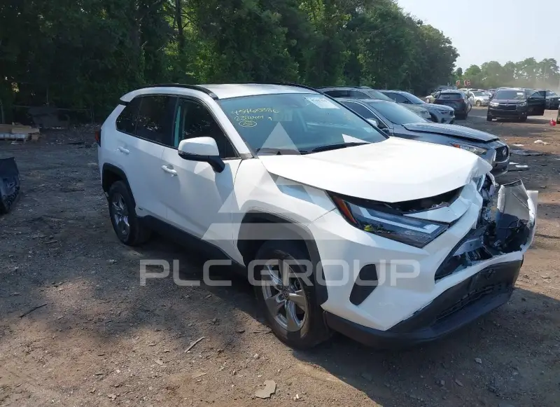 2023 Toyota RAV4 фото