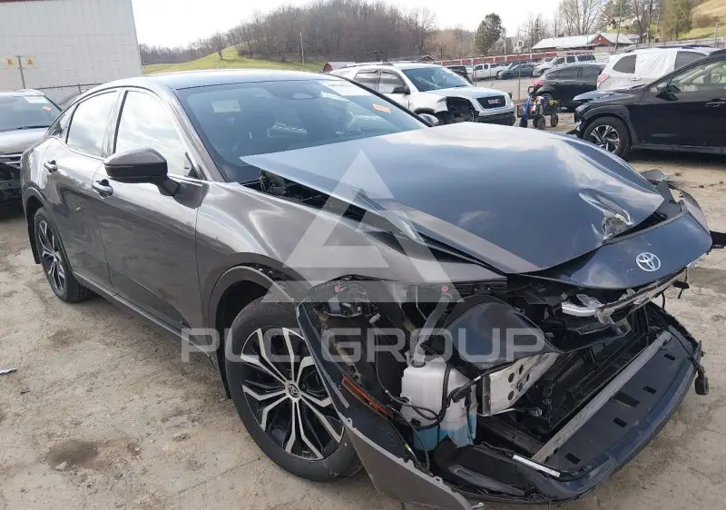 2023 Toyota Crown фото