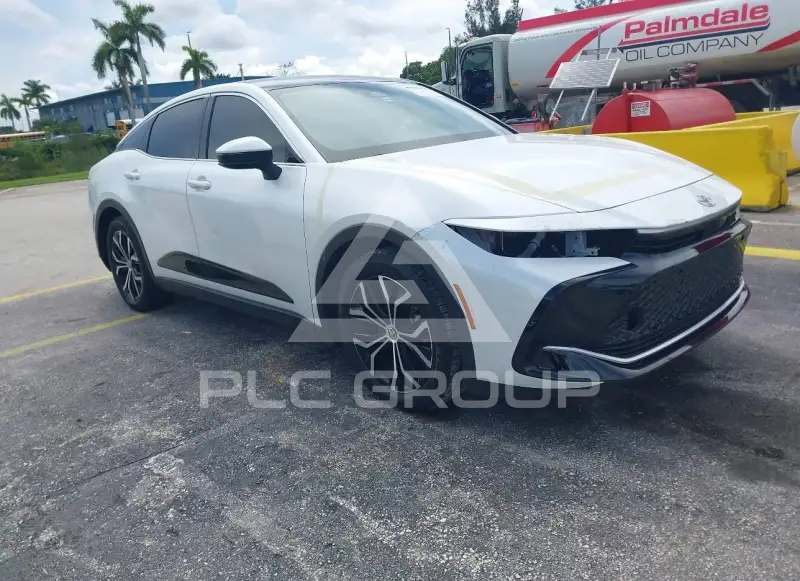2023 Toyota Crown фото