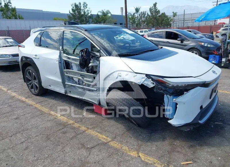 2023 Toyota bZ4X photo