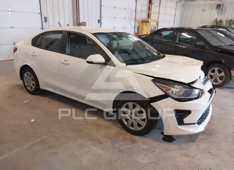 2023 KIA Rio фото
