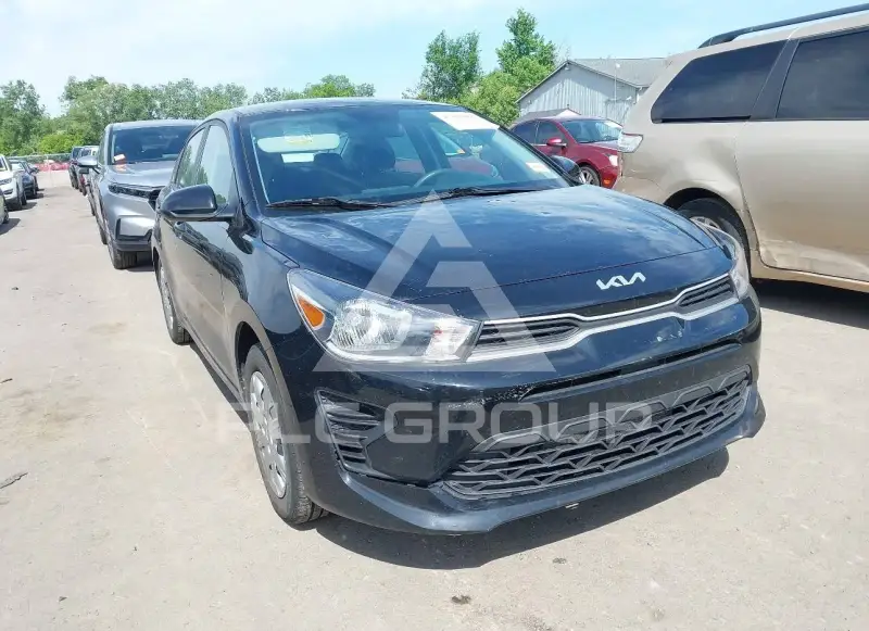 2023 KIA Rio фото