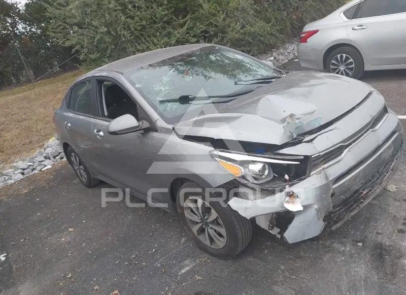 2023 KIA Rio фото