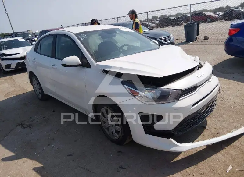 2023 KIA Rio фото