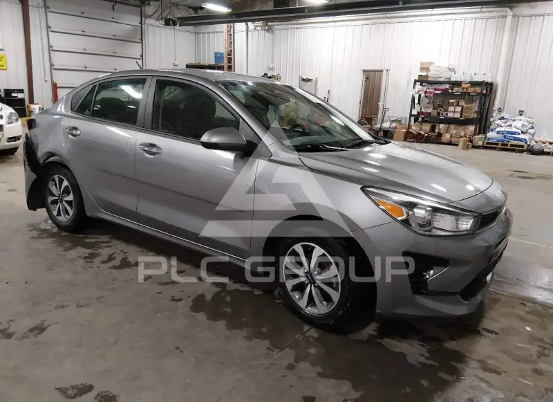 2023 KIA Rio фото