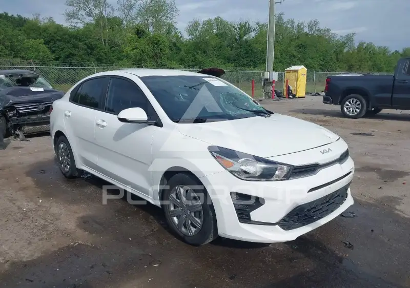 2023 KIA Rio фото