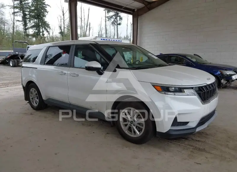 2023 KIA Carnival фото