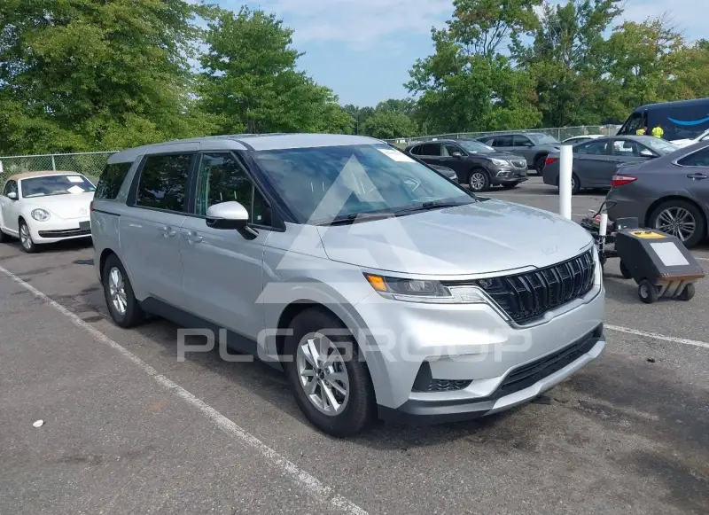 2023 KIA Carnival photo