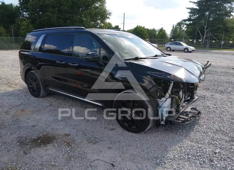 2023 KIA Carnival фото