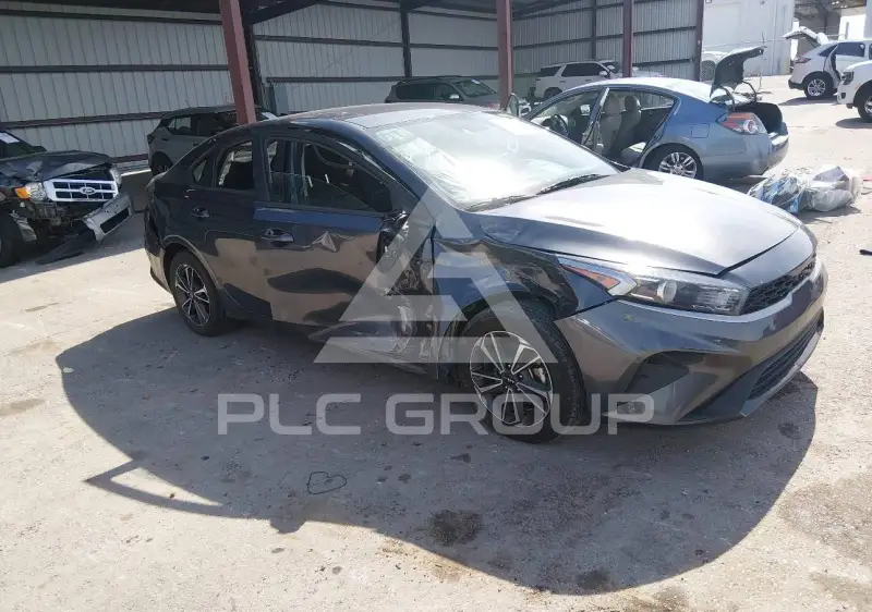 2023 KIA Forte фото