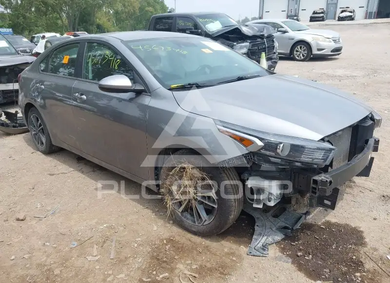 2023 KIA Forte фото