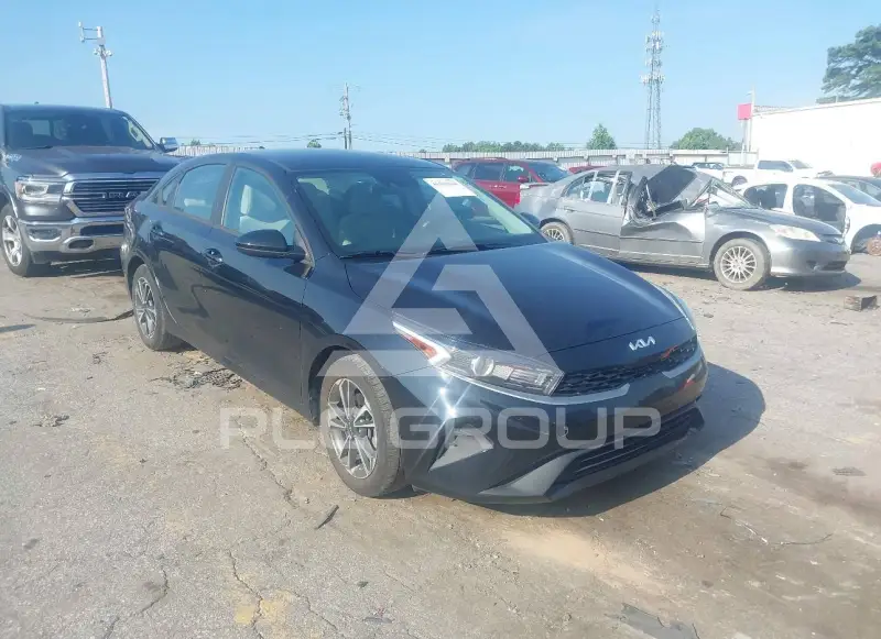 2023 KIA Forte photo