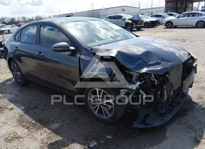 2023 KIA Forte photo