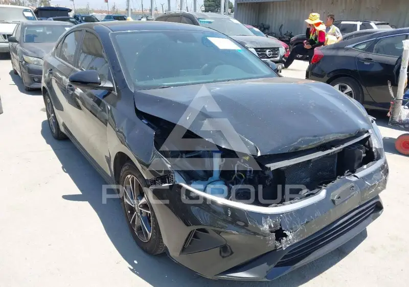 2023 KIA Forte photo