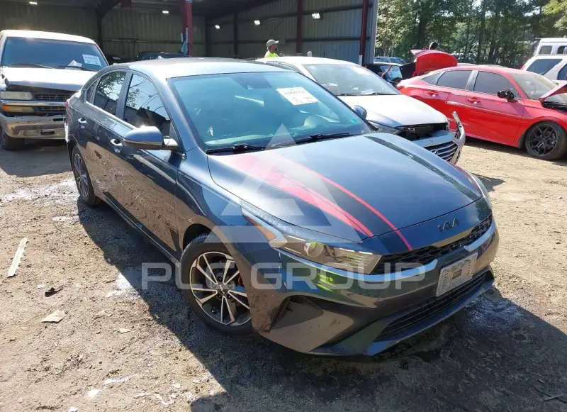 2023 KIA Forte photo