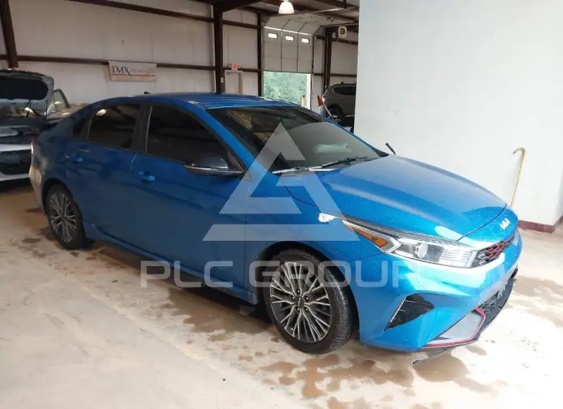 2023 KIA Forte фото