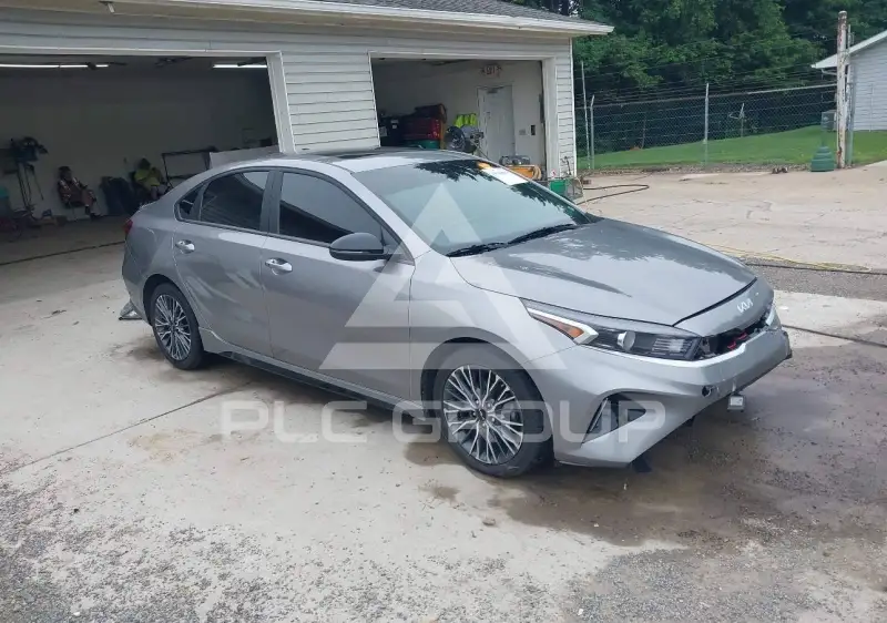 2023 KIA Forte фото