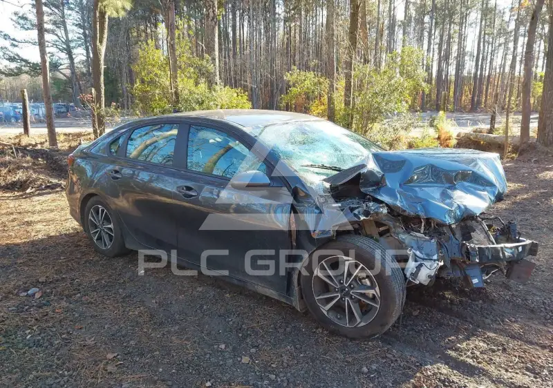 2023 KIA Forte фото