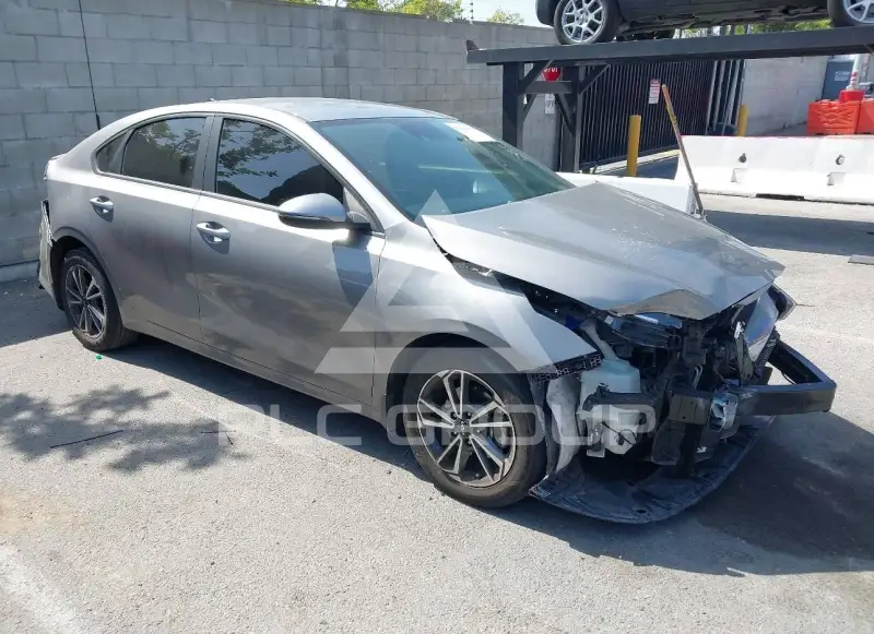 2023 KIA Forte фото