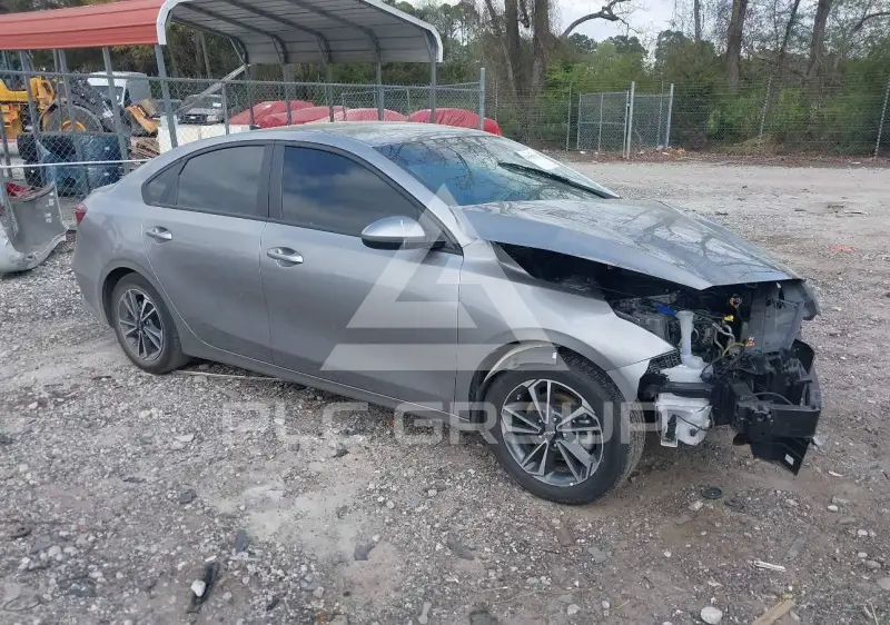 2023 KIA Forte фото