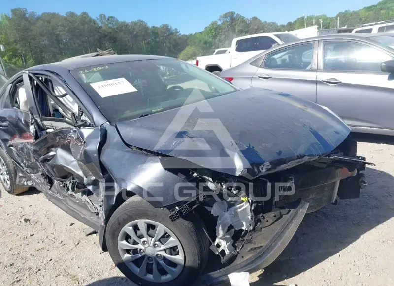 2023 KIA Forte фото