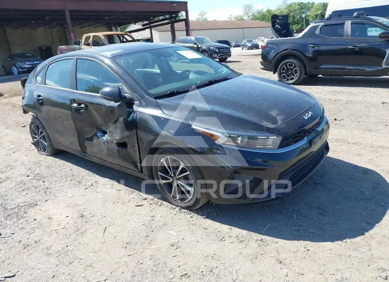 2023 KIA Forte фото
