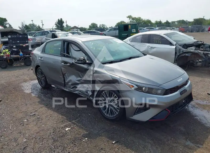 2023 KIA Forte photo