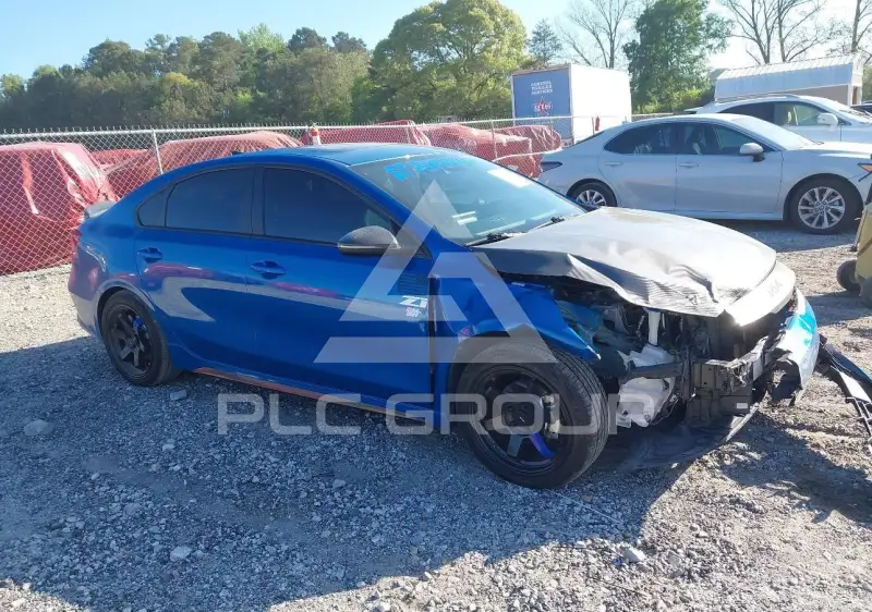 2023 KIA Forte фото
