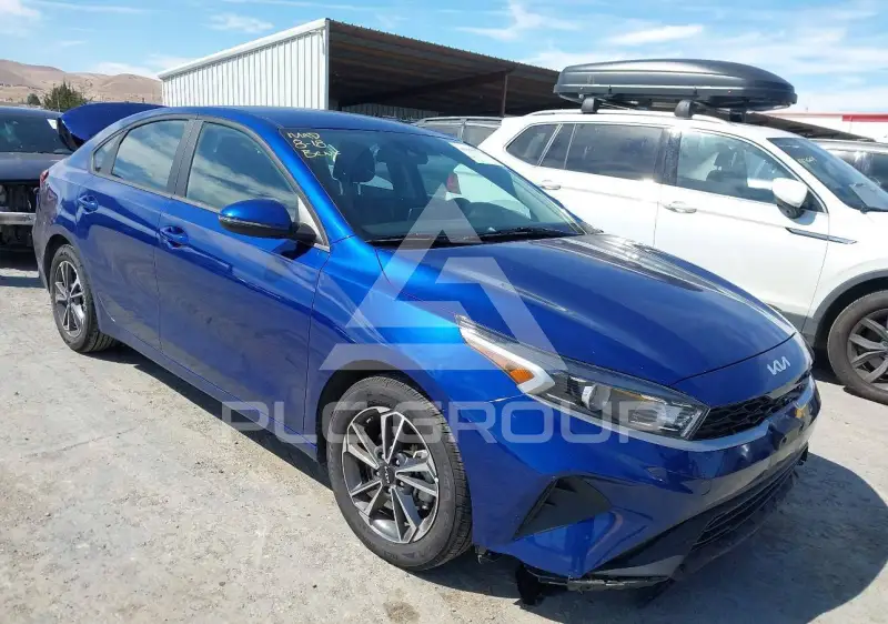 2023 KIA Forte фото