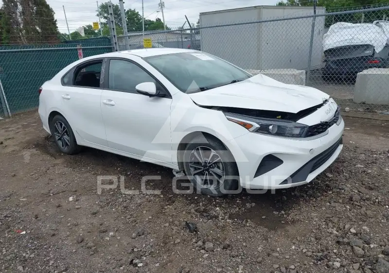 2023 KIA Forte photo