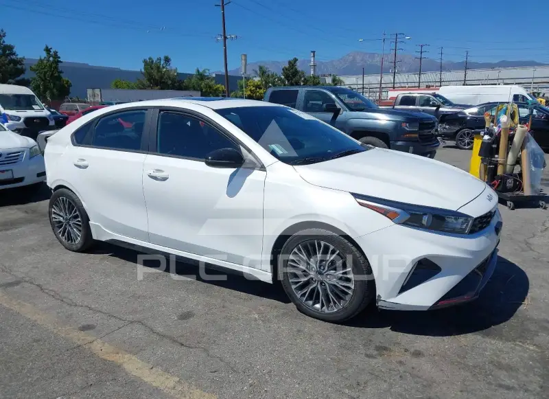 2023 KIA Forte photo