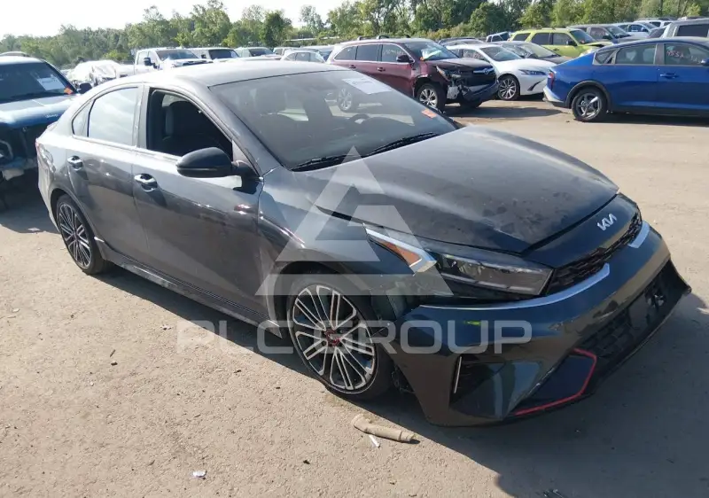 2023 KIA Forte фото