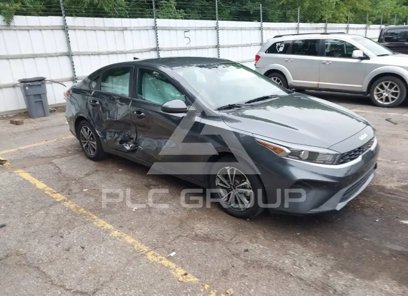 2023 KIA Forte photo