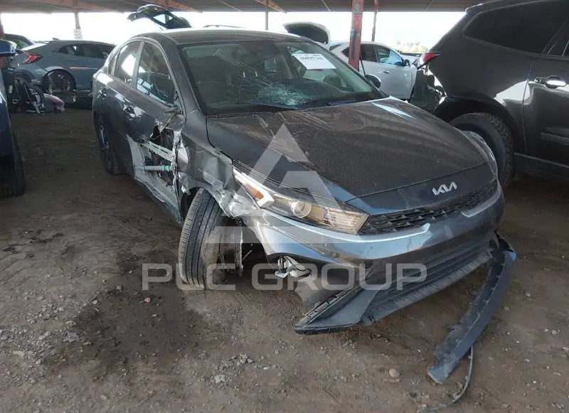 2023 KIA Forte фото