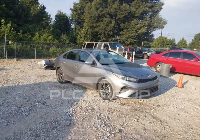2023 KIA Forte фото