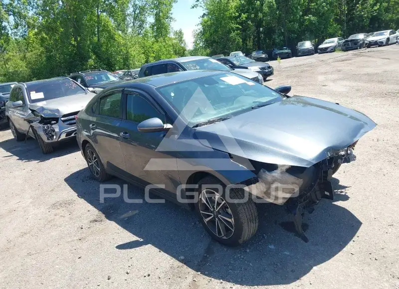 2023 KIA Forte фото