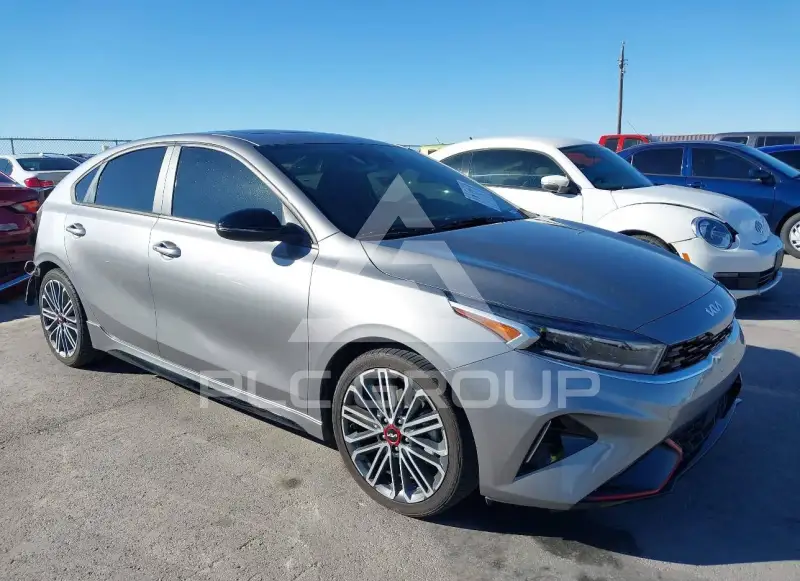2023 KIA Forte photo