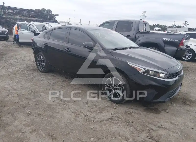 2023 KIA Forte фото