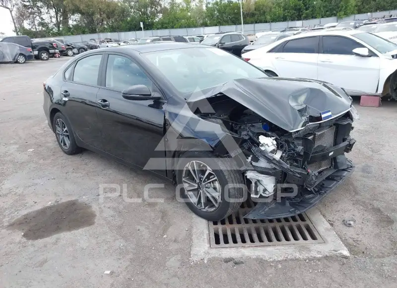 2023 KIA Forte photo