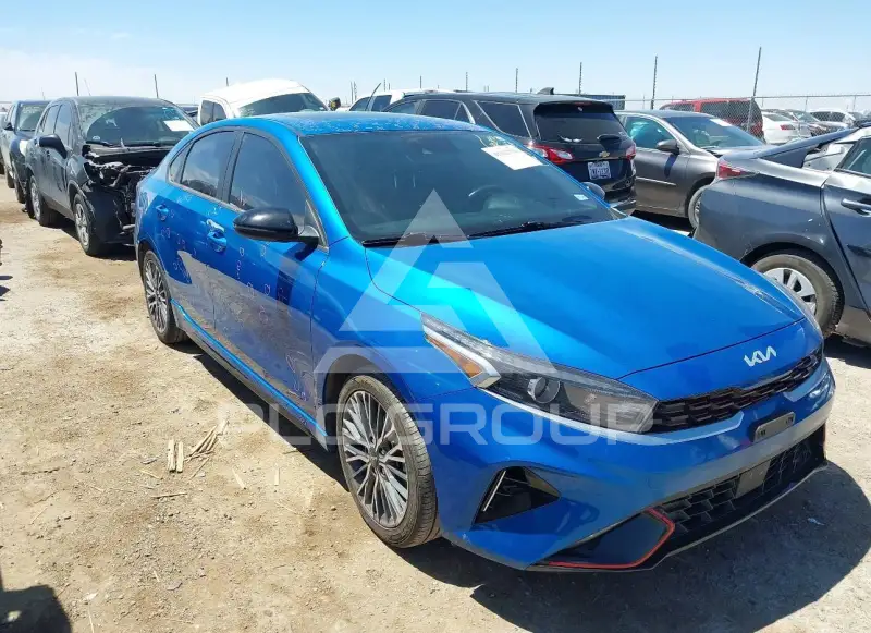 2023 KIA Forte photo