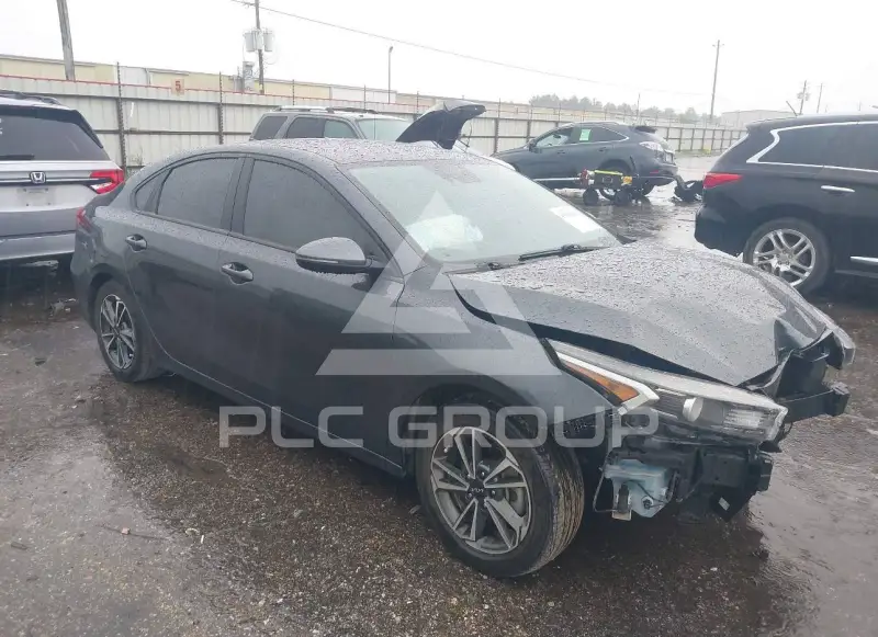 2023 KIA Forte photo