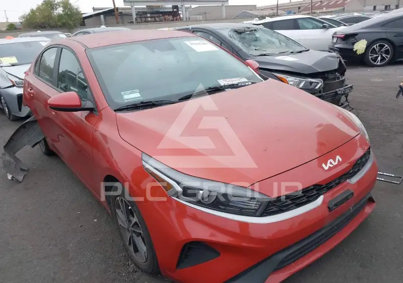 2023 KIA Forte фото