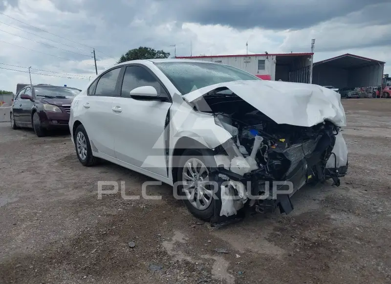 2023 KIA Forte фото