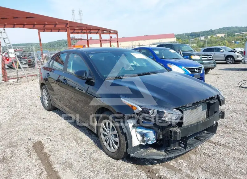 2023 KIA Forte фото