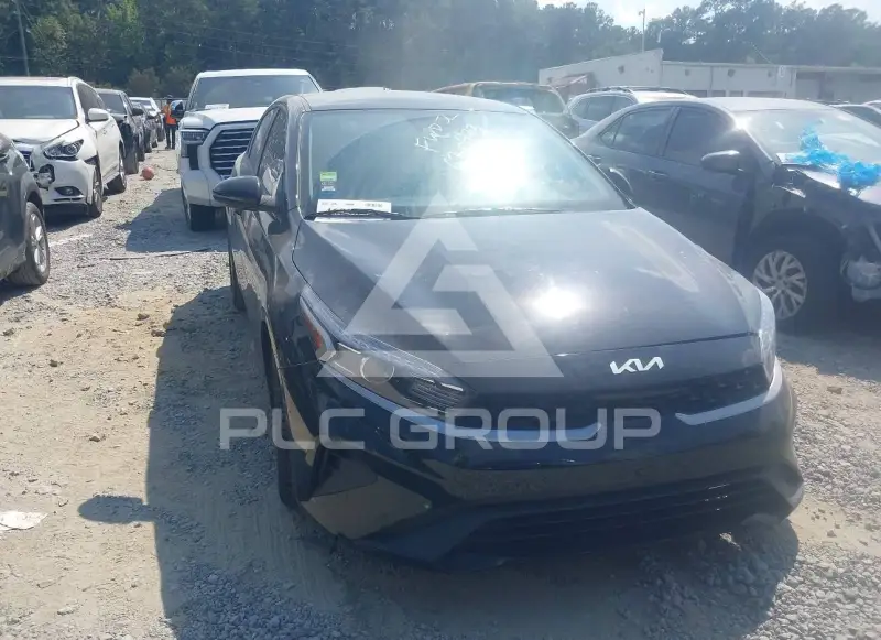 2023 KIA Forte фото