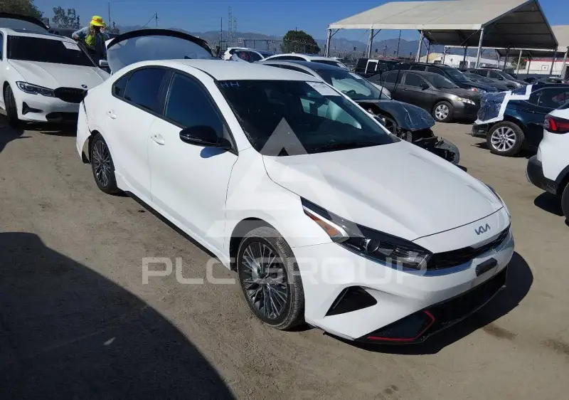 2023 KIA Forte photo